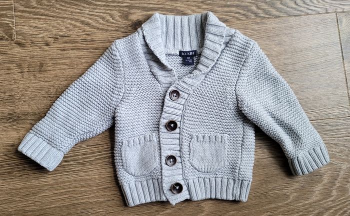 NEUF Gilet épais kiabi 1 mois