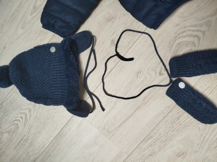 Doudoune, bonnet et gants - photo numéro 2