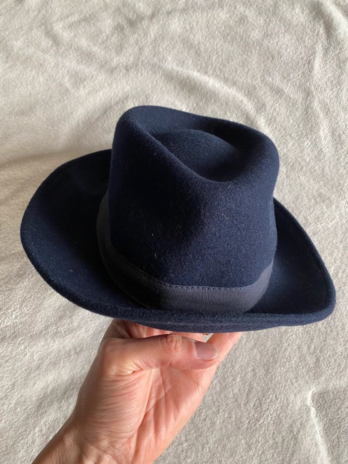 Chapeau femme en laine bleu marine - photo numéro 10
