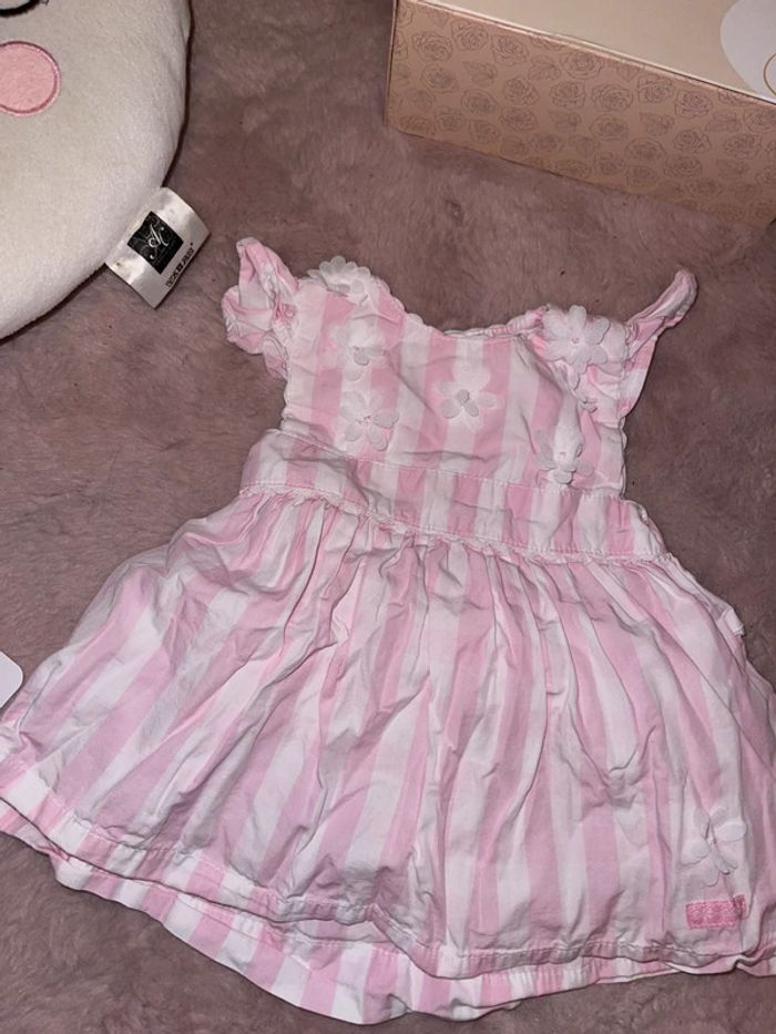 Robe 3 mois - photo numéro 2
