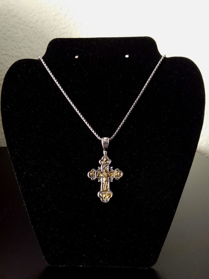 Chaîne + pendentif religieux - photo numéro 3