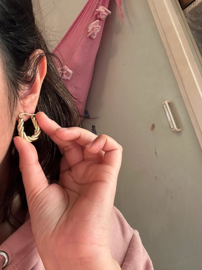 Boucles d’oreilles effet torsadé - photo numéro 2