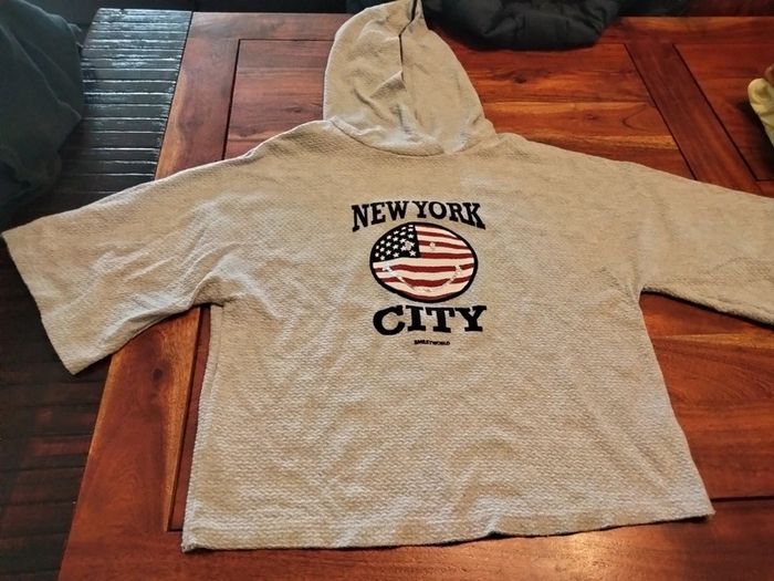 T-shirt manches courtes et capuche smiley 12 ans