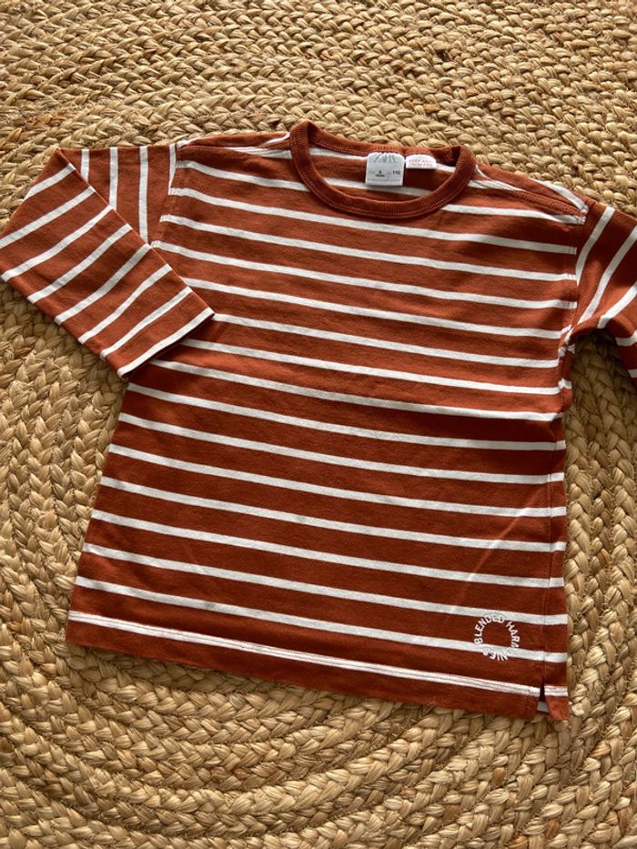 Tee shirt manches longues à rayures Zara 5 ans - photo numéro 2
