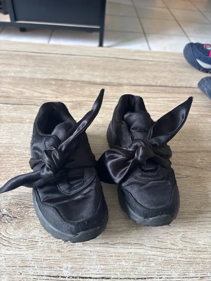 Baskets noires