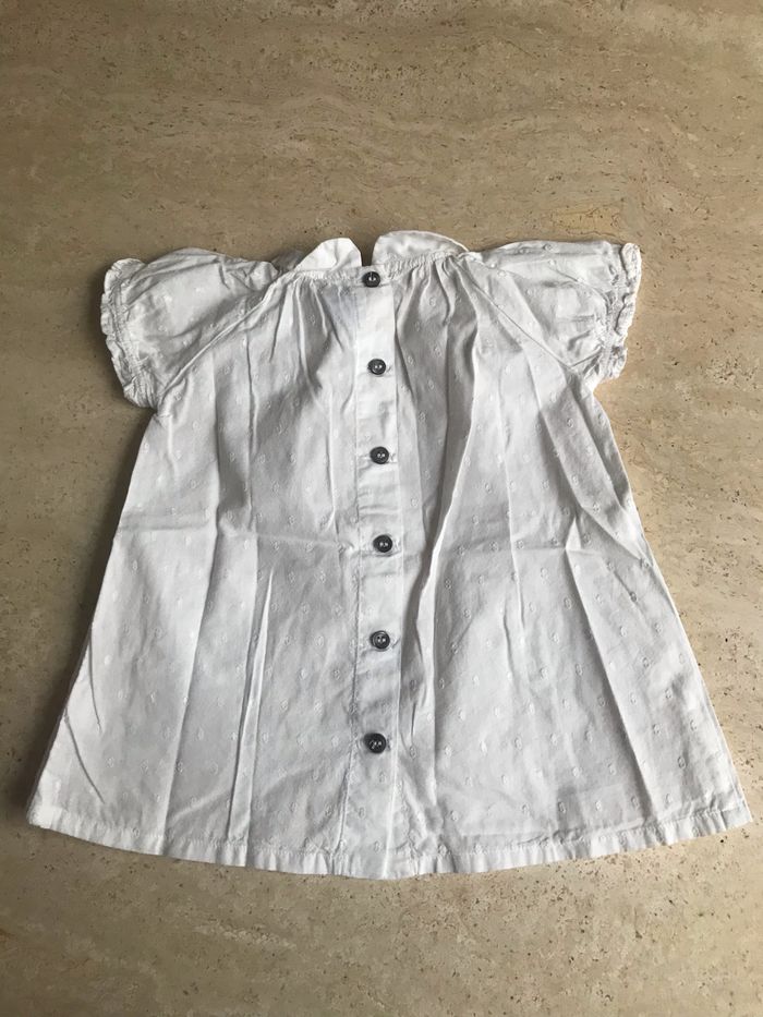ROBE "PETIT BATEAU" MANCHES COURTES BLANCHE - TAILLE : 6 MOIS - photo numéro 2