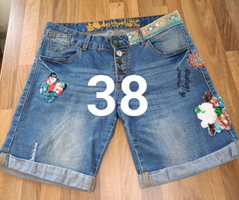 Magnifique short bermuda jean à strass Desigual 38