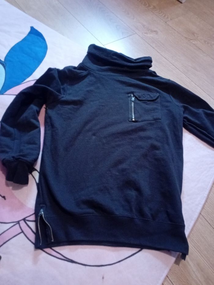 Pulls et 2 jogging 14 ans garcons - photo numéro 7