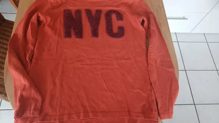 Pull fin tape à l'œil taille 14 ans - photo numéro 2