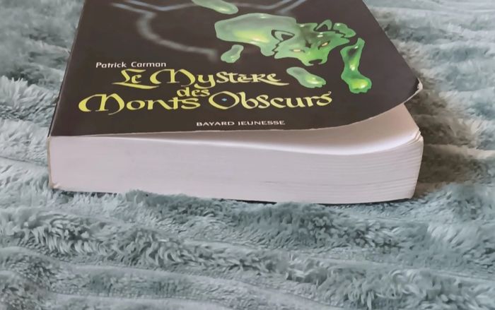 Livre le mystère des monts obscurs - photo numéro 5
