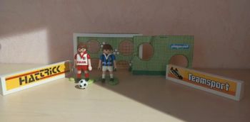 Playmobil joueurs de foot avec but d'entraînement