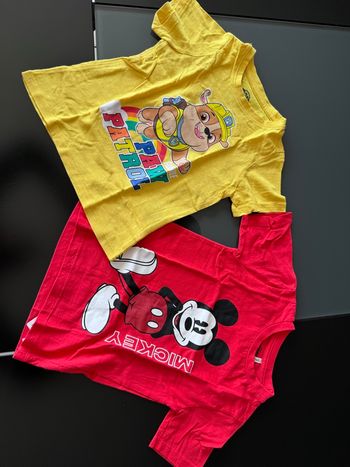 Lot 2 t-shirt 3 ans Pat Patrouille Mickey rouge