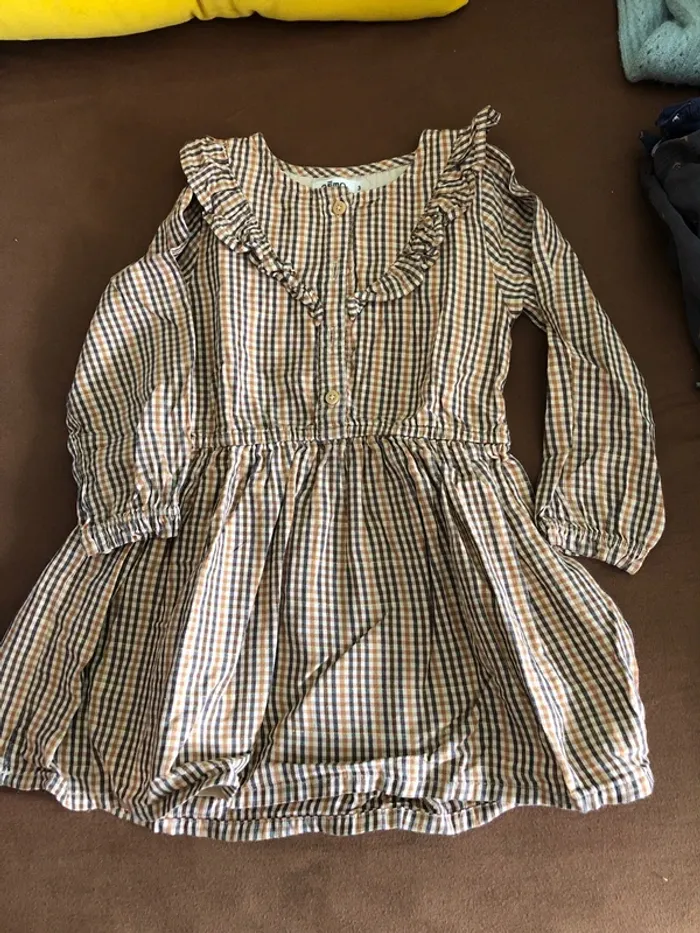 Robe à carreaux