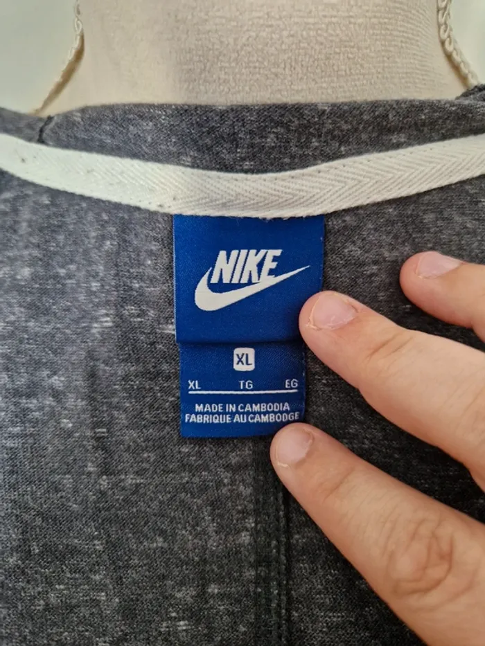 Gilet nike de sport gris taille xl - photo numéro 6