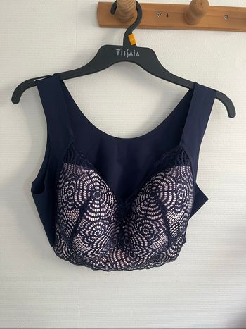 Brassière sans armatures
