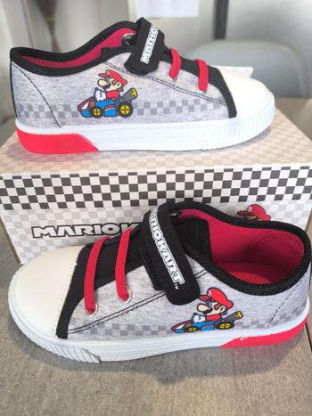 Basket Mario kart taille 32 lumineuse 