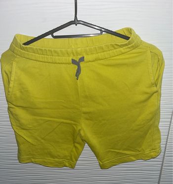 Short en tissu jaune