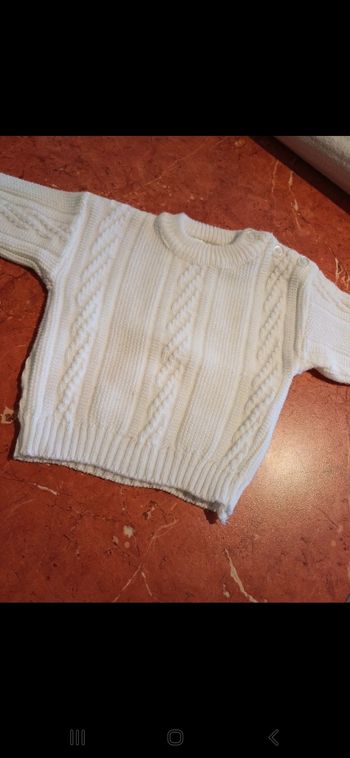 Pull bébé taille 3 mois