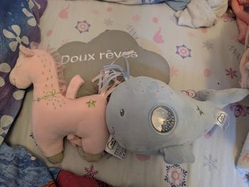 Ensemble de peluches musicales