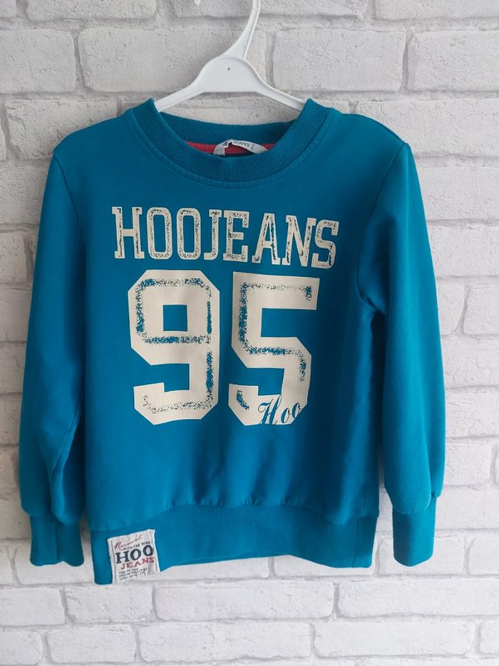 Sweat Hoo Jeans taille 6/ 7 ans (120 cm)