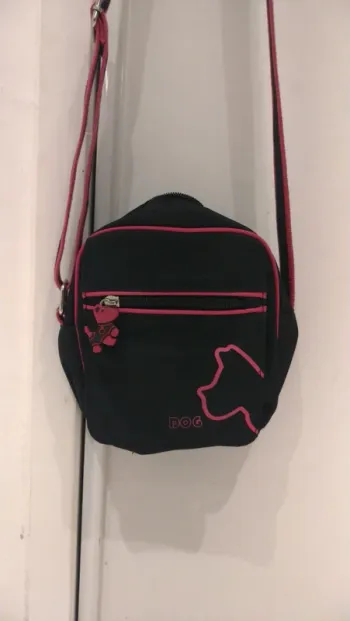 Sac bandoulière noir et rose