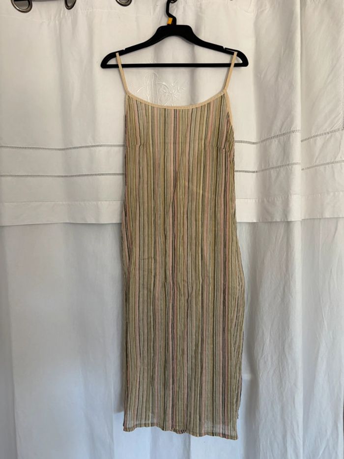 Robe dos-nu taille 42