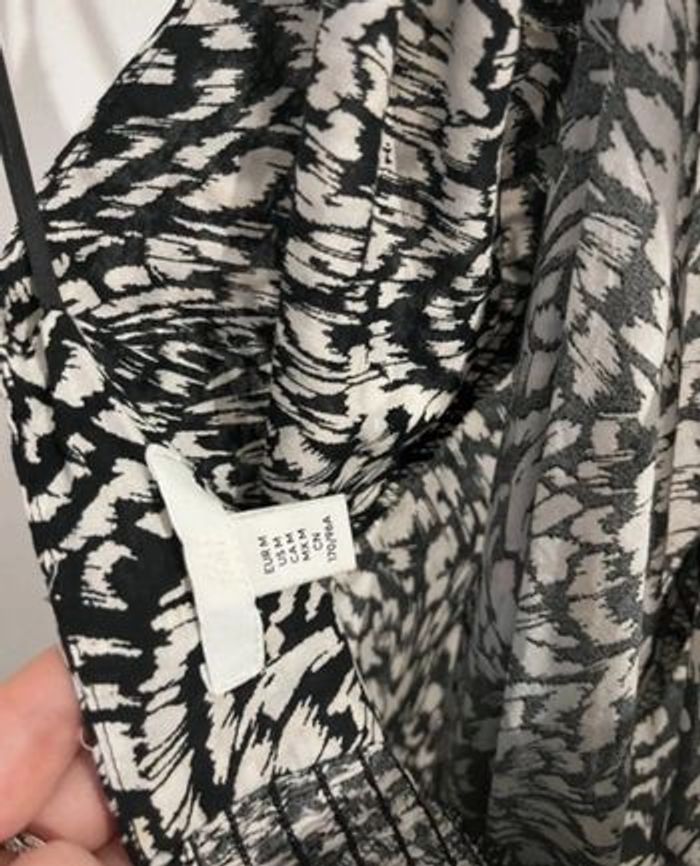 Robe H&M 🍒 t38 - photo numéro 7