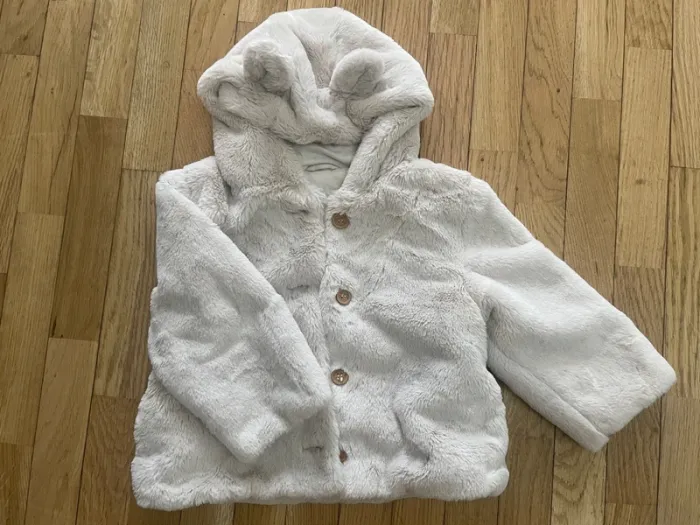 Veste chicfausse fourrure 18-24M