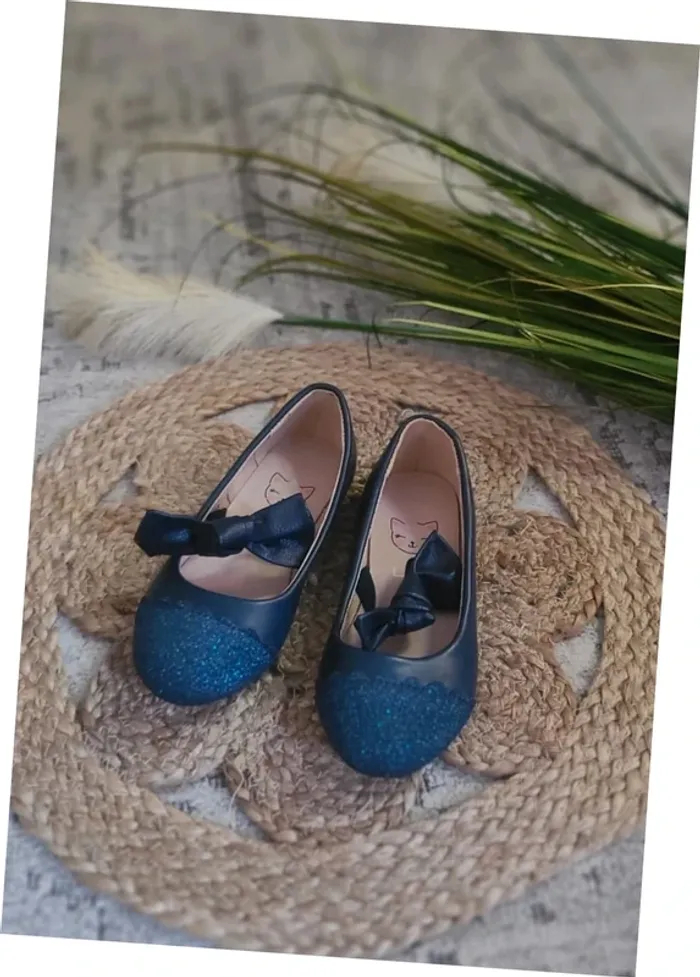 Ballerine neuve taille 29