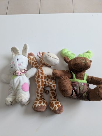 Lot de doudous peluches