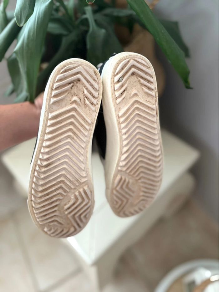 Nike montante - 100% cuir - blanche/noir - en très bon état - pointure 37,5 - photo numéro 5