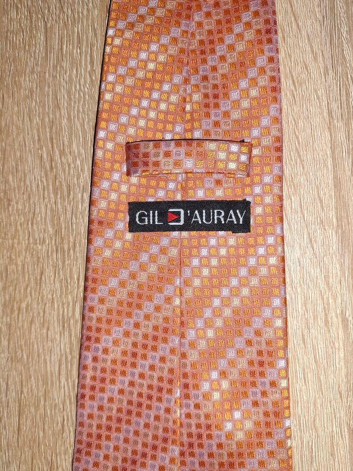 Cravate orange - photo numéro 3