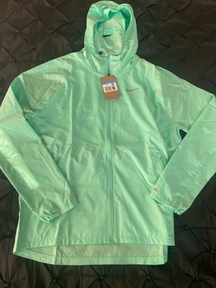 Veste nike running division miller M neuf avec etiquette authentique - photo numéro 4