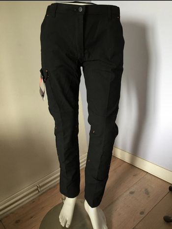 Pantalon de travail femme taille 40 et 44