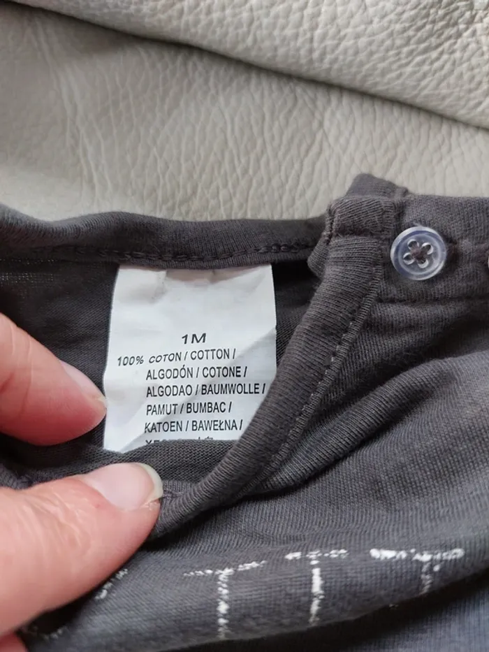 Lot de 6 articles vêtements bébé 1 mois - photo numéro 10