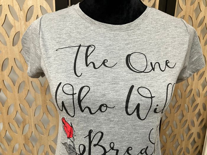 T shirt belle et la bête taille 36 - photo numéro 3