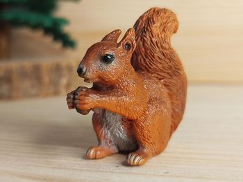 Schleich écureuil roux Figurine animal de la forêt