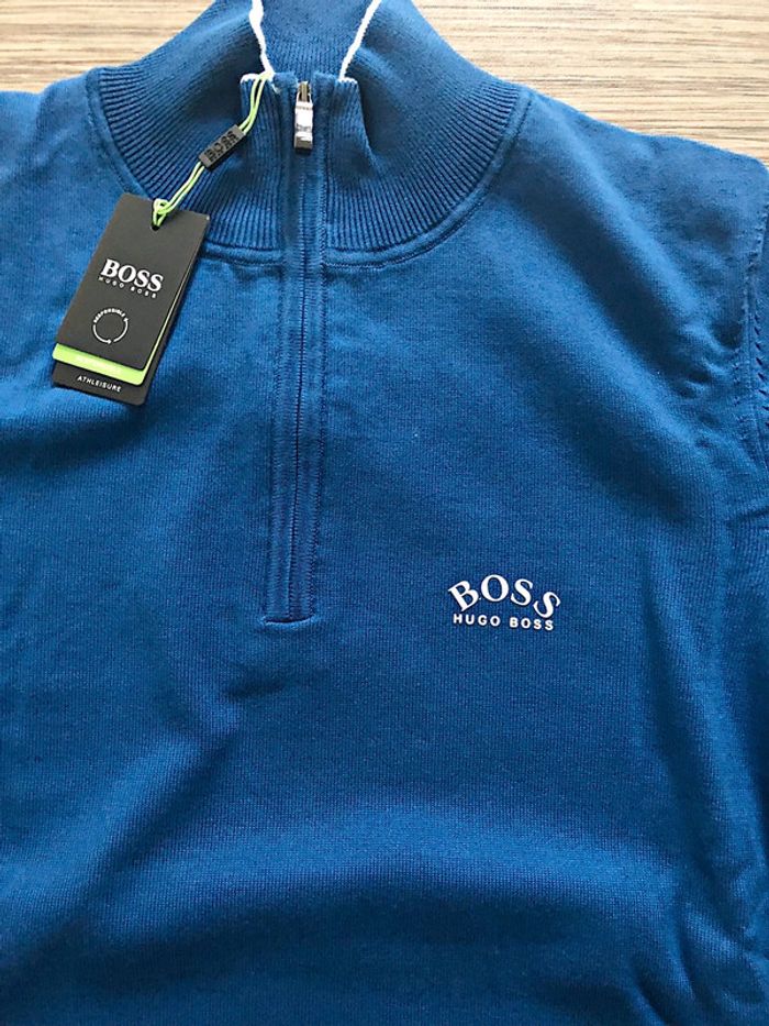Pull Hugo Boss Neuf - photo numéro 3