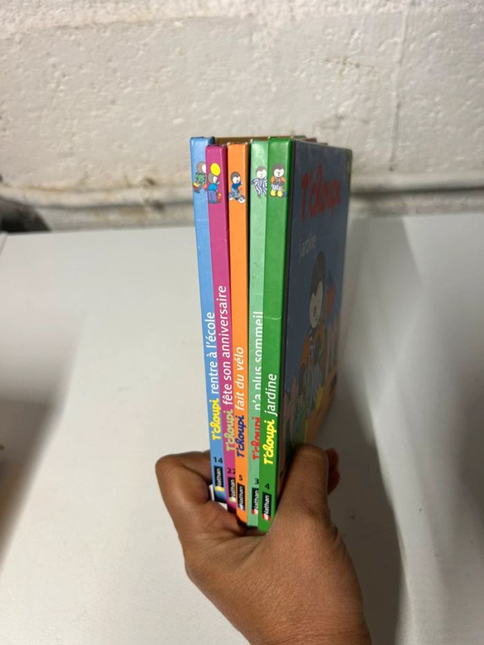 Lot de livres tchoupi
