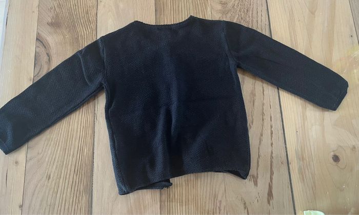 🖤 Gilet noir – 24 mois – Kiabi - photo numéro 2