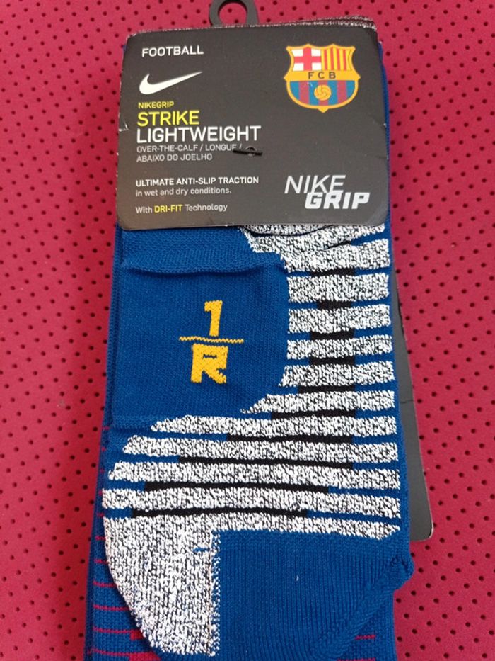 Chaussettes de foot FC Barcelone, Nike Authentique Officiel taille 36/38, Neuf