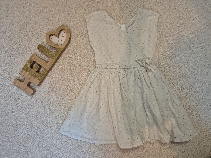 Jolie robe blanche été