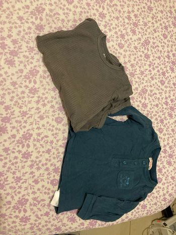 Body et t shirt manches longues taille 9 mois