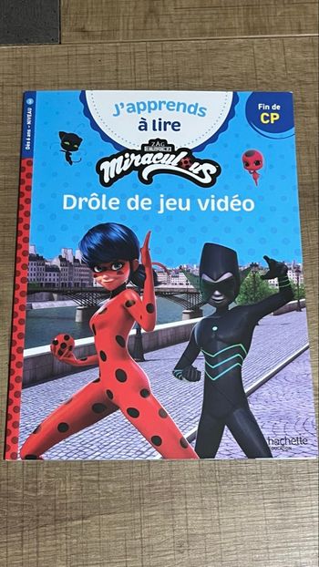 Livre j’apprends à lire miraculous 