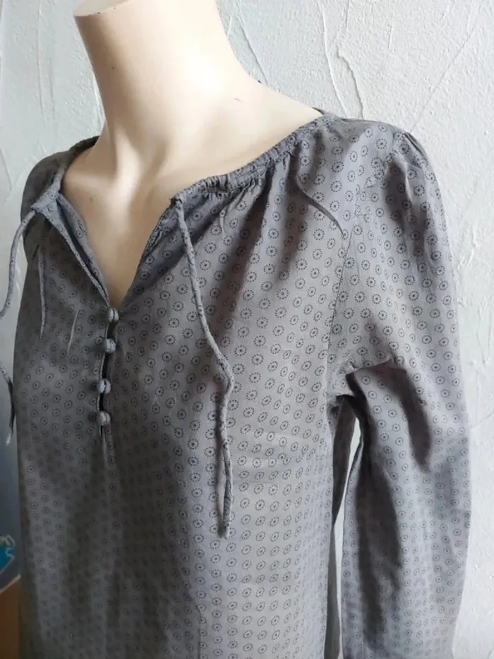 Blouse grise à motifs Taille S - photo numéro 4