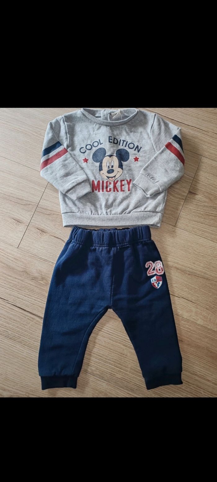 Ensemble mickey