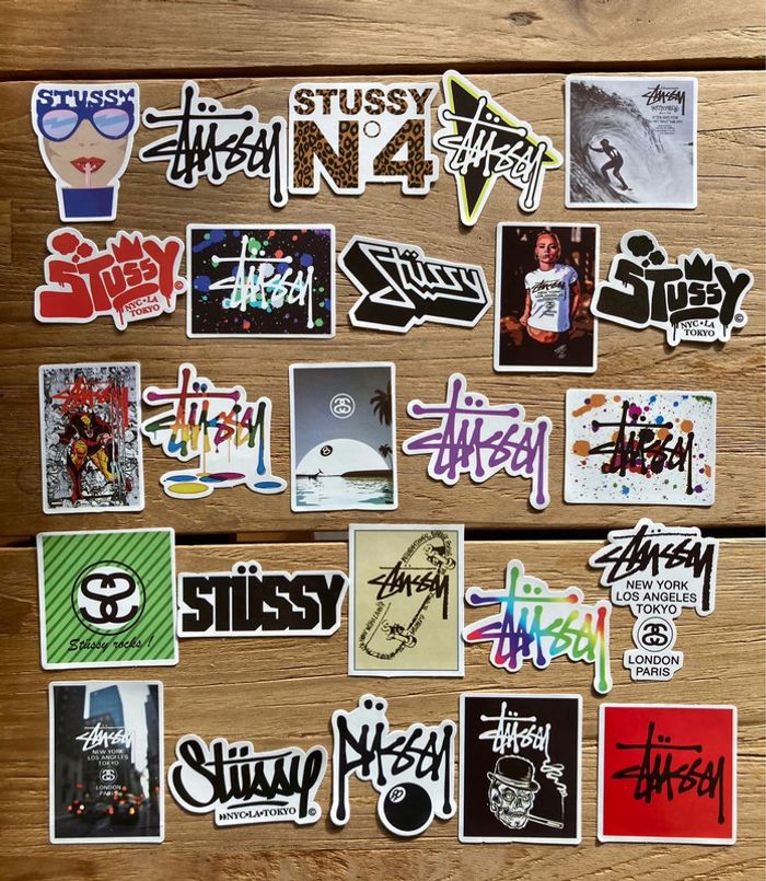25 Stickers Stüssy