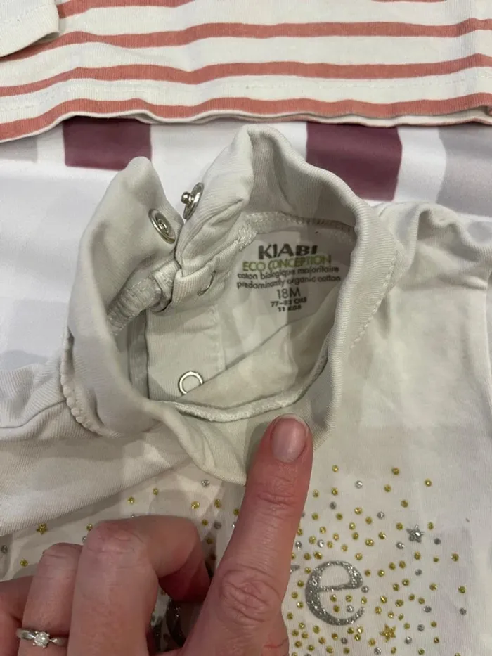 Lot de 2 t-shirts manches longues bébé fille Kiabi – Taille 18 mois / 82 cm - photo numéro 4