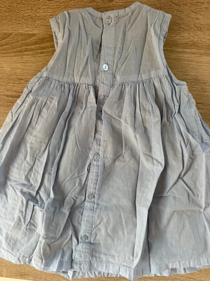 Robe bleu ciel Kiabi 12 mois TBE - photo numéro 5