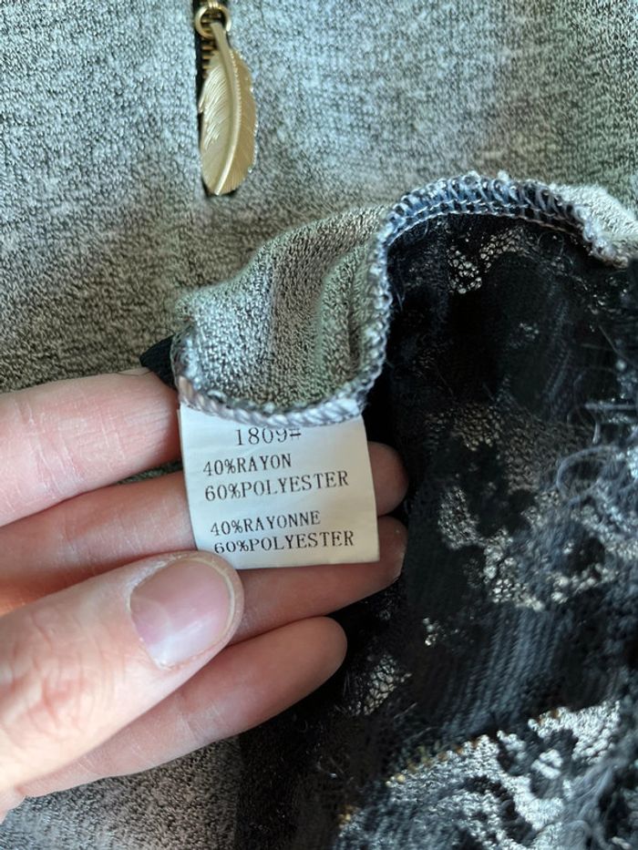 Blouse grise dentelle et noeuds - photo numéro 5
